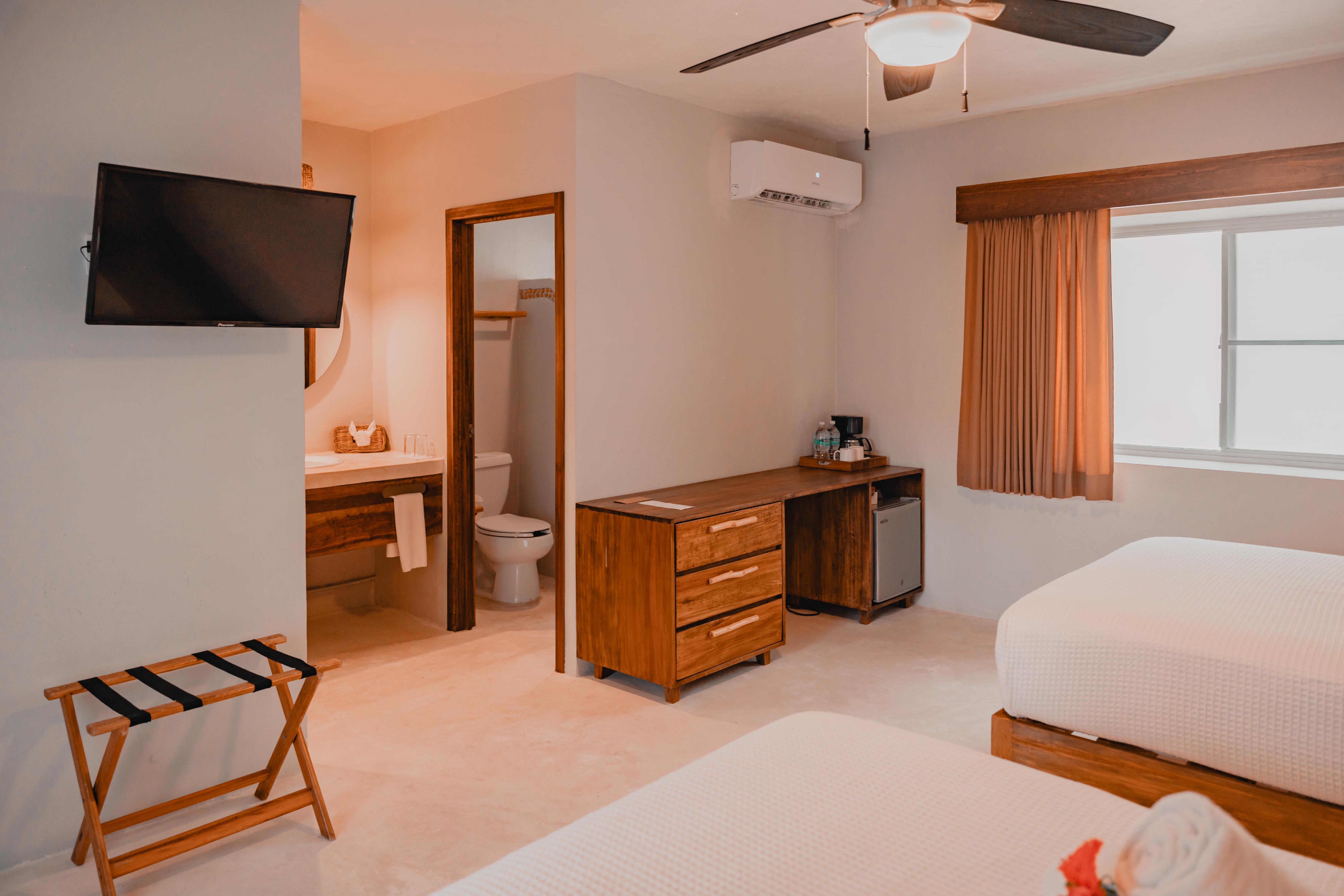 Petit Lafitte Beach Front Hotel & Bungalows Плайя-дель-Кармен Екстер'єр фото